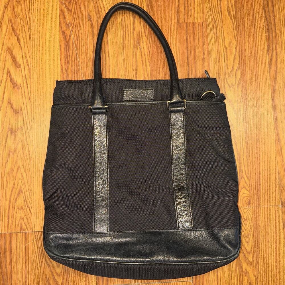 cole haan black leather toteโ handbag